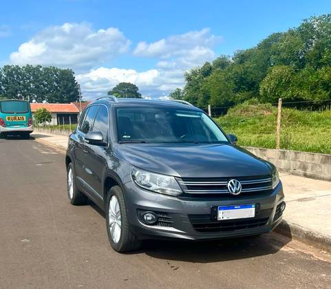 VOLKSWAGEN TIGUAN 2.0 TSI 16V TURBO GASOLINA 4P TIPTRONIC VOLKSWAGEN TIGUAN 2.0 TSI 16V TURBO GASOLINA 4P TIPTRONIC